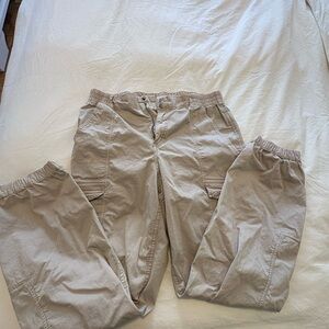 Garage Women's Tan Cargo Joggers